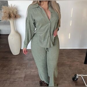 OOTDFash Olive Green Ribbed Two-Piece Jumpsuit Set